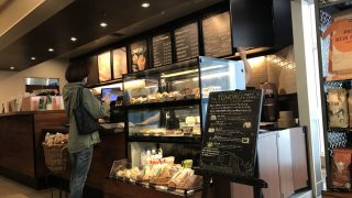 スターバックスレジカウンター