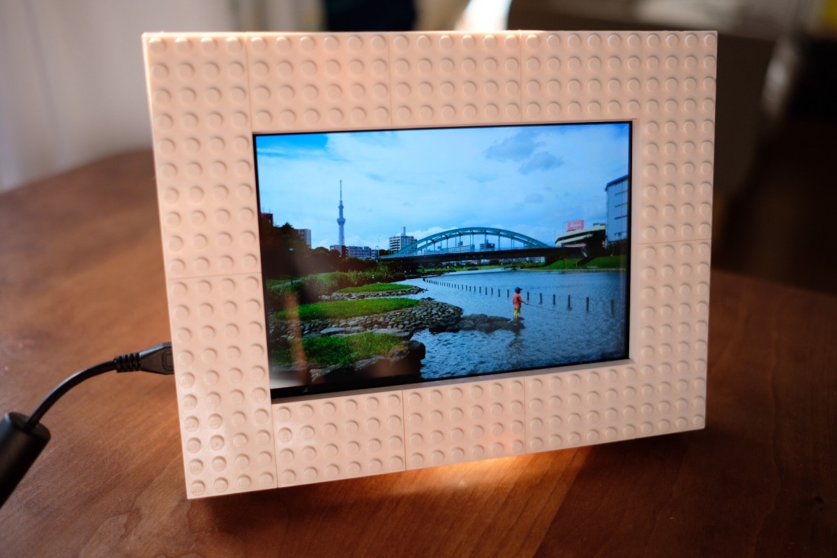 グーグルフォト(ドライブ)の写真をデジタルフォトフレームに表示したい！レゴでフレーム作成編｜これからの暇つぶし